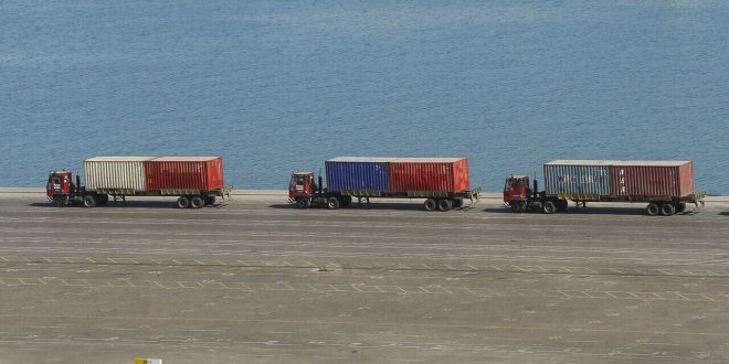 ترانزیت ۱۲میلیون تن کالا از مبادی مرزی زمینی تا پایان آبان/ افزایش عوارض ۵ آزادراه از بهمن