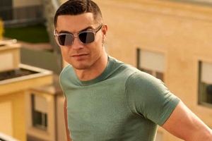 رونالدو به شکل غیر قابل باوری خودخواه است!_دانش دوست 10 رونالدو به شکل غیر قابل باوری خودخواه است!