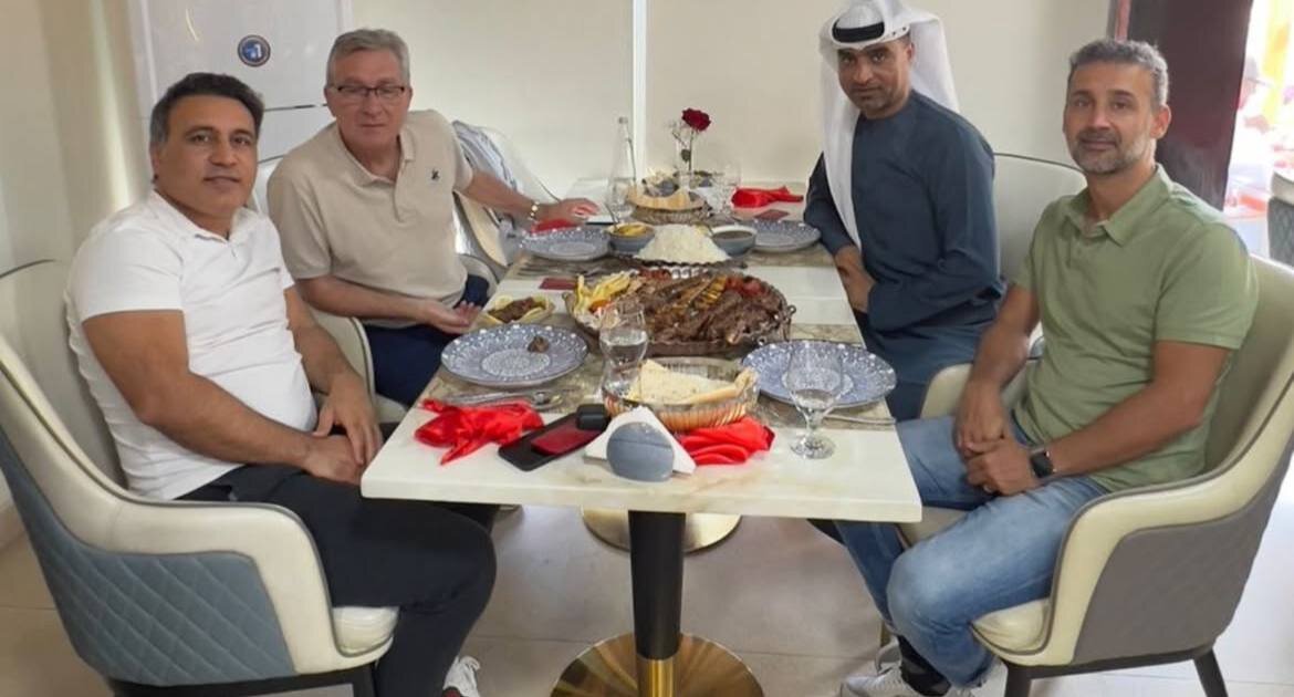 ملاقات برانکو با موشک به صرف غذای ایرانی!/عکس_دانش دوست 1 برانکو