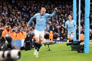 هالند مرد سال فوتبال نروژ شد_دانش دوست 1 هالند مرد سال فوتبال نروژ شد