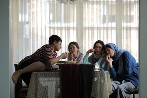 «زن و بچه» جای «پیرپسر» را گرفت_دانش دوست 18 «زن و بچه» جای «پیرپسر» را گرفت