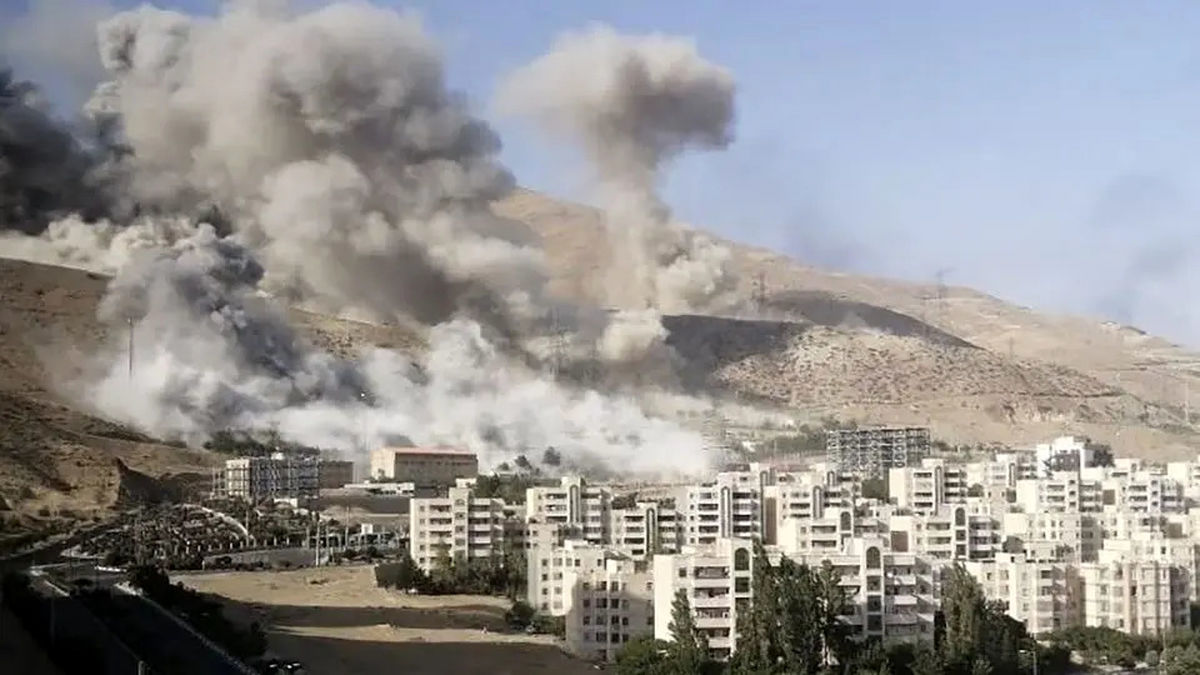 تخریب اقتصادی روزانه جنگ ۱۲ روزه با اسرائیل از جنگ ۸ ساله با عراق زیاد تر می بود/ ویدئو_دانش دوست 1 تخریب اقتصادی روزانه جنگ ۱۲ روزه با اسرائیل از جنگ ۸ ساله با عراق بیشتر بود/ ویدئو